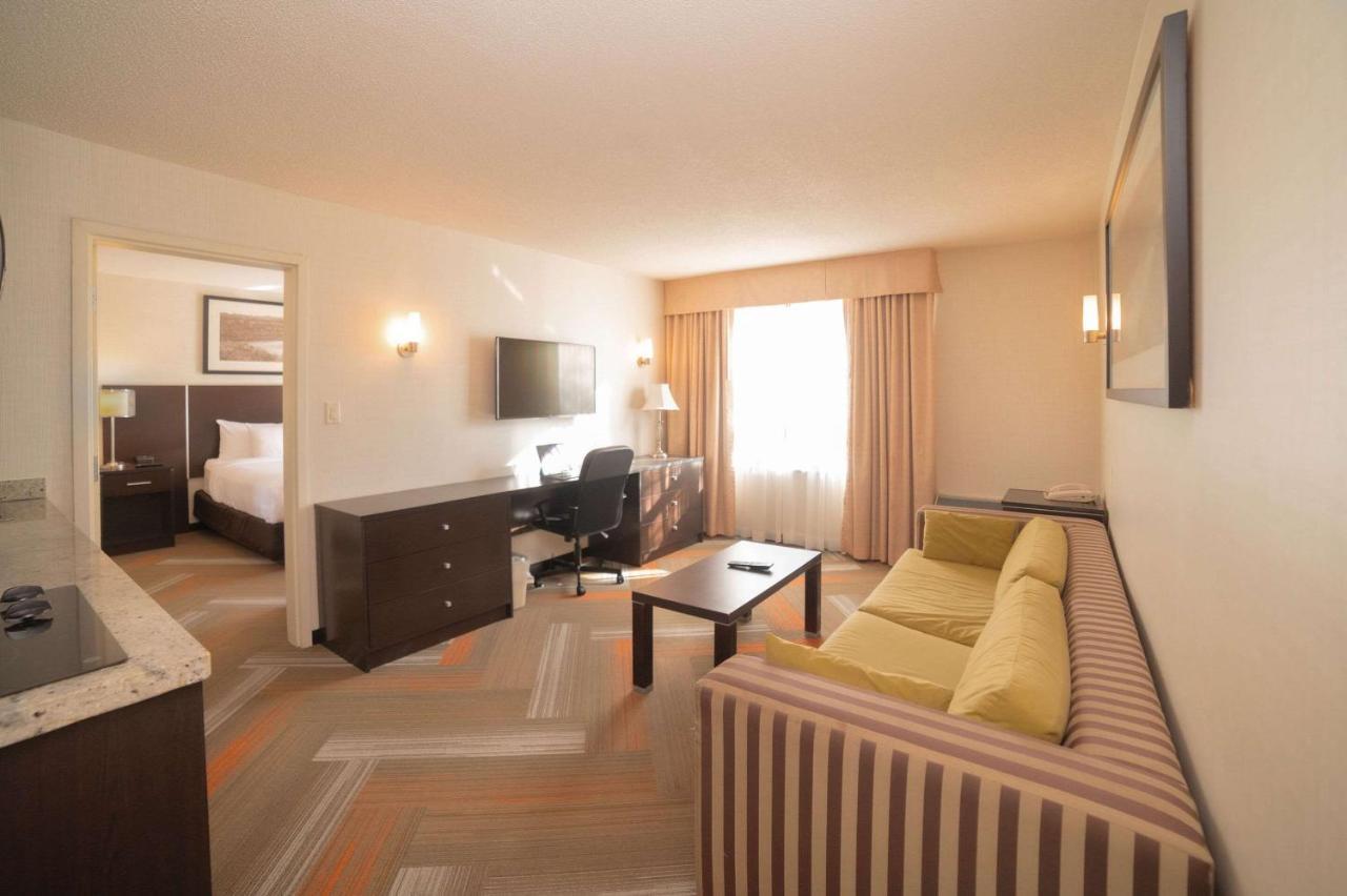 Quality Hotel Burlington Exterior foto