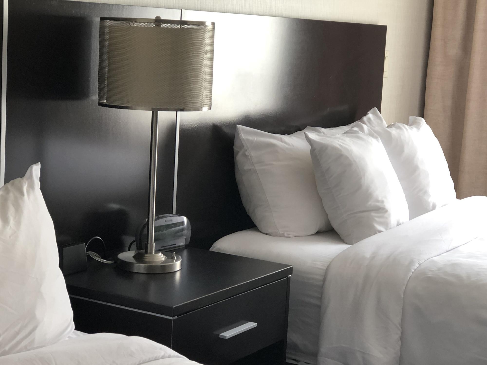 Quality Hotel Burlington Exterior foto
